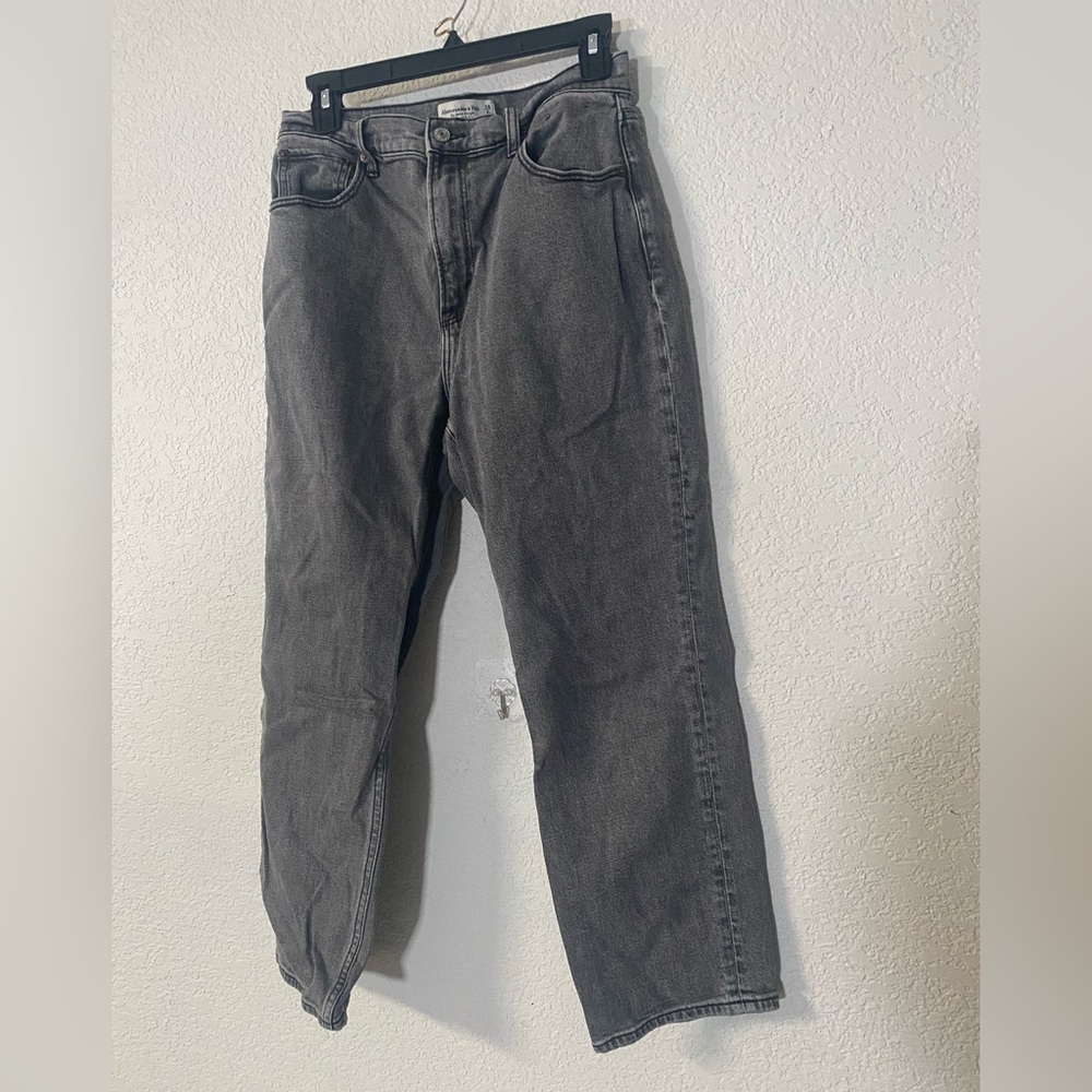 Abercrombie & Fitch Women's Gray The Ankle Straight Ultra High Rise Jeans 28/6S